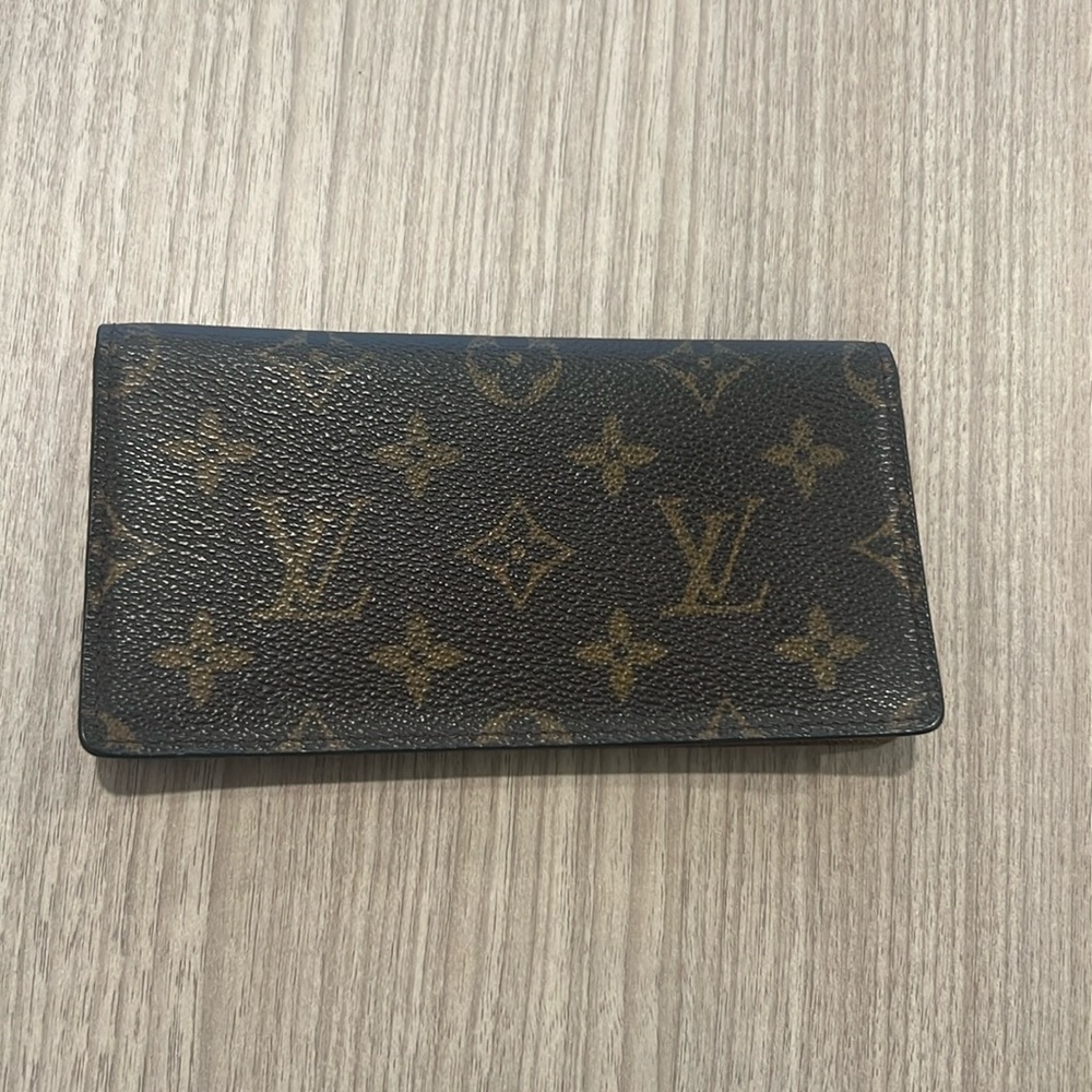 Louis Vuitton wallet checkbook holder